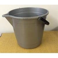 silver 10 litre bucket