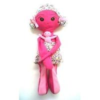 Simply Good Raggedy Doll Stylish and Huggable Design