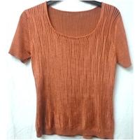 size one size regular copper knitted cap sleeved t shirt