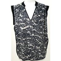 size 8 dark navy taupe print silk sleeveless top