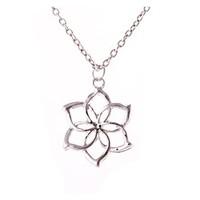 Silver Pendant Necklaces Wedding / Party / Daily / Casual / Sports Jewelry