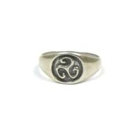 Silver tone Celtic ring - stamped