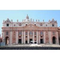 Skip the Line: St Peter\'s Basilica Walking Tour Including views from the Top of the Cupola