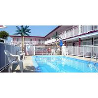 Skylark Resort Motel