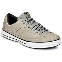Skechers ARCADE men\'s Shoes (Trainers) in grey