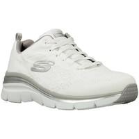 skechers fashion fit style chic womens shoes trainers in white