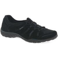 Skechers Breathe Easy Big Bucks Womens Sports Shoes women\'s Shoes (Trainers) in black