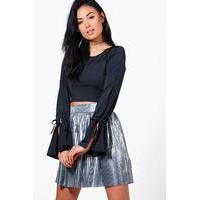 slinky tie sleeve crop black