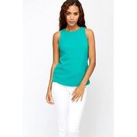 Sleeveless Curve Hem Top