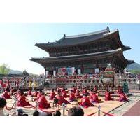 Small-Group Seoul Morning Royal Palaces Tour