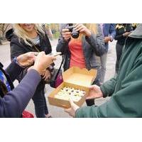 Small Group Total New York City Walking Tour with Food Tastings