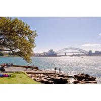 small group sydney city tour with luxury sydney harbour cruise