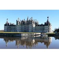 Small-Group Day Tour of Loire Valley: Blois, Cheverny and Chambord with Wine Tasting from Tours
