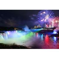Small-Group Evening Tour of Niagara Falls with Hornblower Boat and Sheraton Dinner