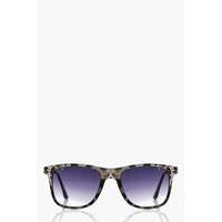 smoke lens tortoise frame sunglasses grey