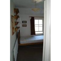 Small Room In Friendly Shared House