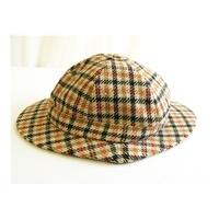 Small Toffee Orange Black Check Cap