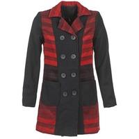 smash lesseps womens coat in black