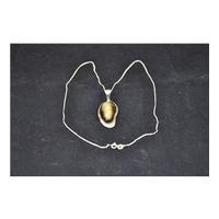 Small pendant on fine chain. John Richard - Size: Medium - Metallics - Pendant