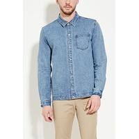 snap buttoned denim jacket