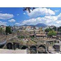 Sorrento To Pompeii and Herculaneum - Day Trip