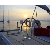 Solent Yacht Sailing Experience with Dinner