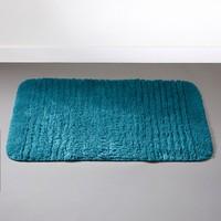 Soft Tufted Bath Mat with Textured Stripes