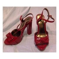 So Fabulous! Red Shoes So Fabulous! - Size: 5 - Red - Heeled shoes