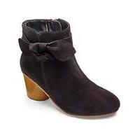 Sole Diva Leather Bow Boots E Fit