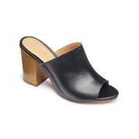 Sole Diva Leather Mule Sandal EEE Fit