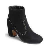 Sole Diva Block Heel Boots E Fit