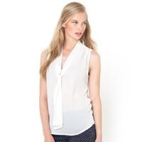 Softly Draping Crêpe Sleeveless Blouse