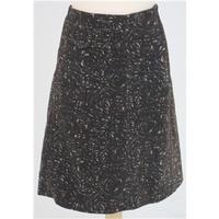 so marilyn size 10 brown patterned skirt