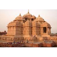 Spiritual Delhi Temples Full-Day Private Guided Tour