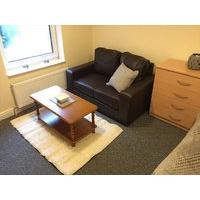 Spacious Double Studio in refurbished shared property, Mansfield