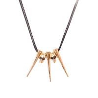 spike skull necklace