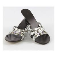 spot on silver sandals size 4