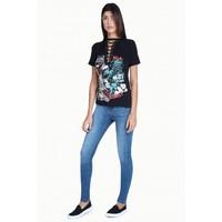 SPLICED ROCK LACE UP T-SHIRT