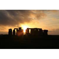 Stonehenge Summer Solstice Tour from London: Sunset or Sunrise Viewing