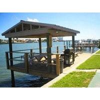 Sta \'n Pla Marina Resort