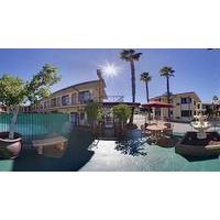 Studio City Court Yard Hotel