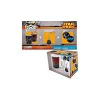 Star Wars - Darth Vader 460ml Mug + Darth Vader Keychain + 2 Badges Gift Box