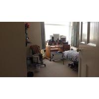 Student room to rent