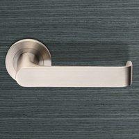 steelworx swl1133 zurigo lever latch handles on round rose