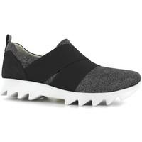 Stonefly 108183 Slip-on Women Black women\'s Slip-ons (Shoes) in black