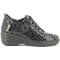 Stonefly 107421 Sneakers Women Black women\'s Shoes (Trainers) in black