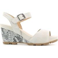 Stonefly 106542 Wedge sandals Women Ghiaccio women\'s Sandals in white