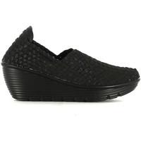 Studio Italia MARY Sneakers Women women\'s Slip-ons (Shoes) in black