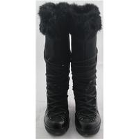 Stella Luna, size 6/39 black faux fur trimmed knee high boots
