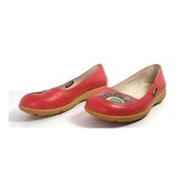 staccato size 5 coral pink shoes